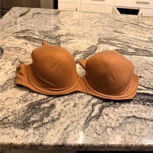 Victoria’s Secret Linen Demi Bra